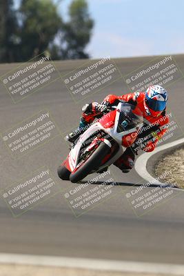 media/Sep-21-2025-TrackDaz (Sun) [[277c75b276]]/B Group/1220pm (Turn 2)/